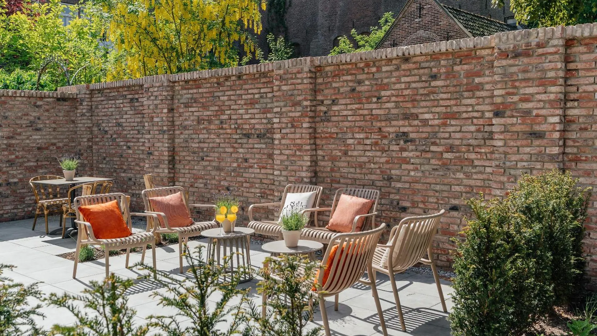 ****  Malie House Hotel Utrecht Netherlands