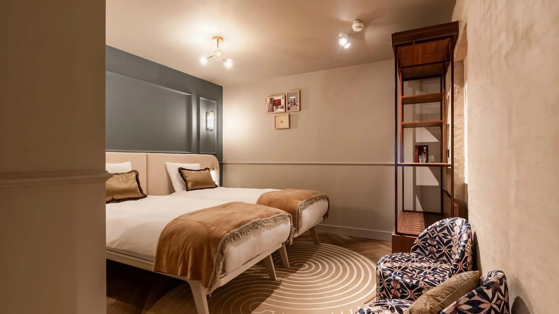 Malie House Hotel Utrecht 4*,  Nederland